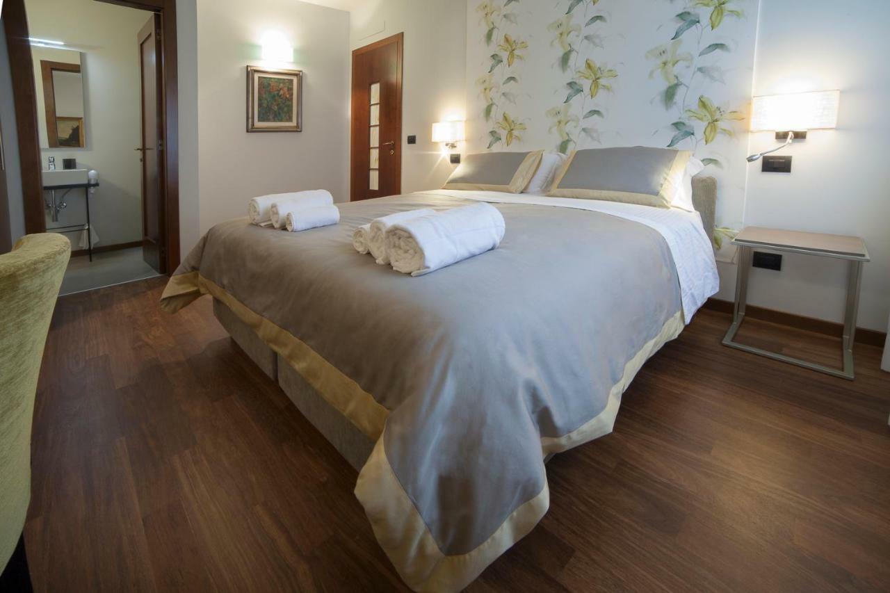 Parco Dell'Adige Rooms Vérone Extérieur photo
